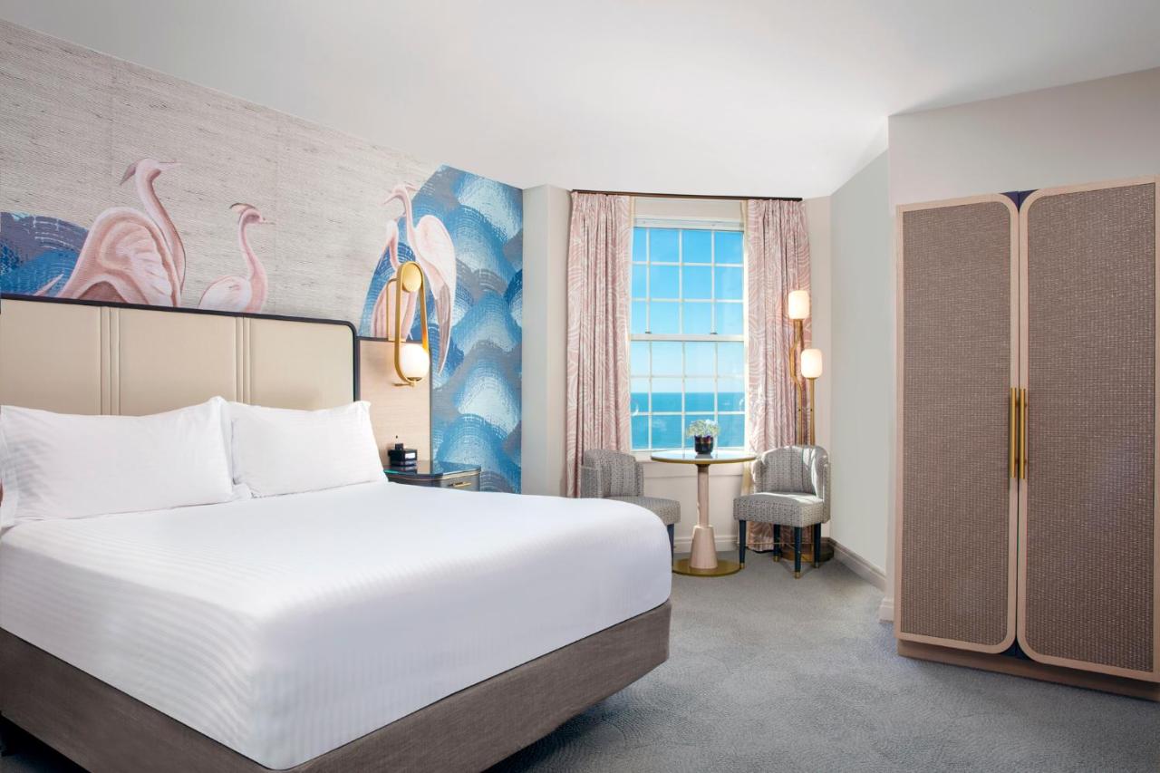 Luxury King Junior Suite at The Don CeSar