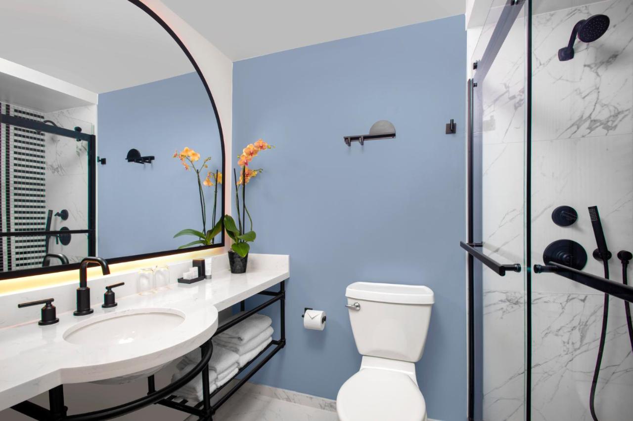 Luxury King Junior Suite at The Don CeSar