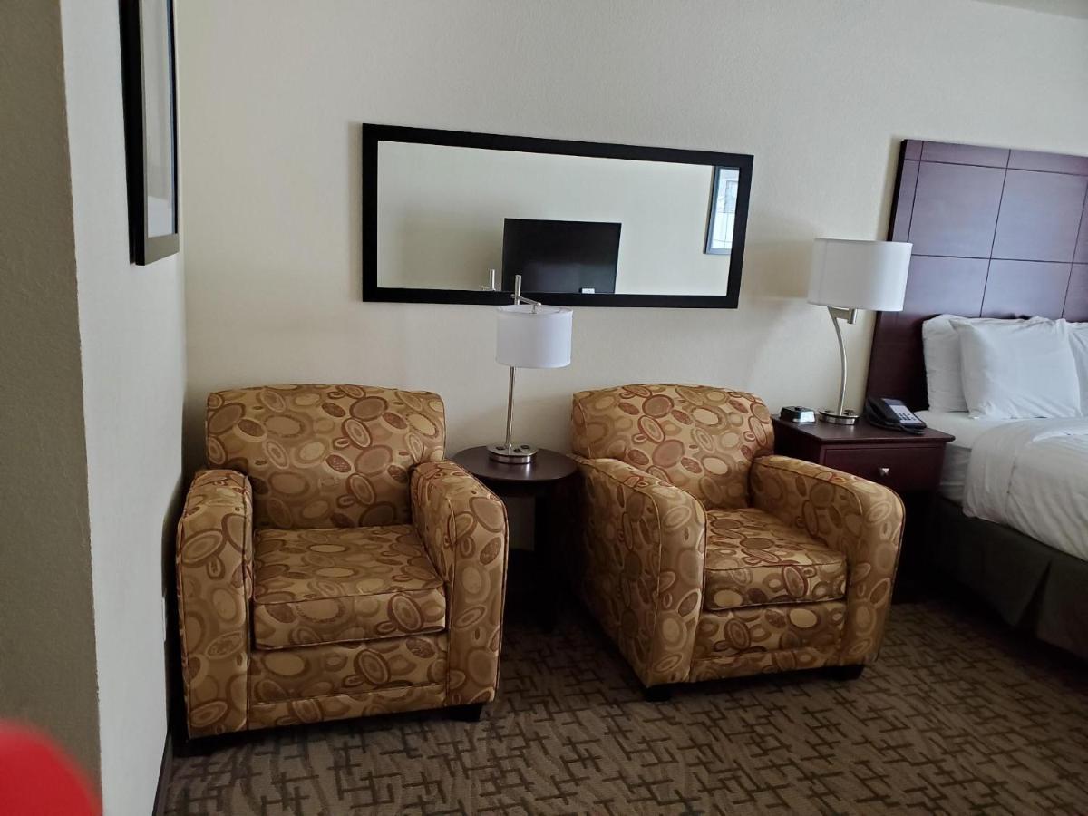 Queen Room at Cobblestone Inn & Suites - Barron