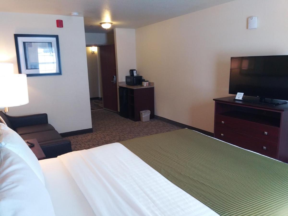 Queen Studio at Cobblestone Inn & Suites - Barron