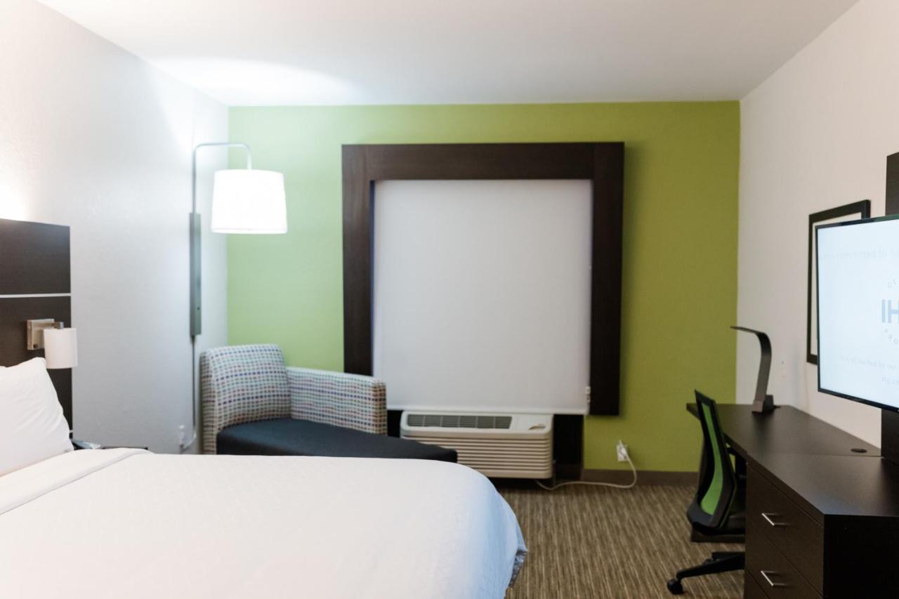 King Room at Holiday Inn Express Greenville by IHG