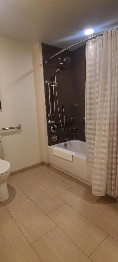 One-Bedroom Two Queen Beds with Tub - Disability Access at Hyatt House Seattle/Downtown