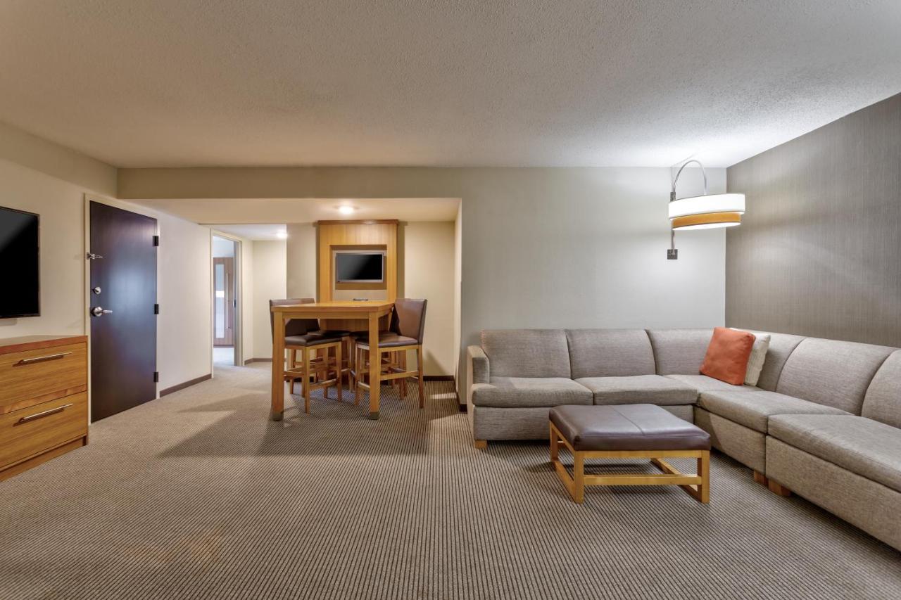 Two-Bedroom Suite at Hyatt Place Minneapolis Downtown