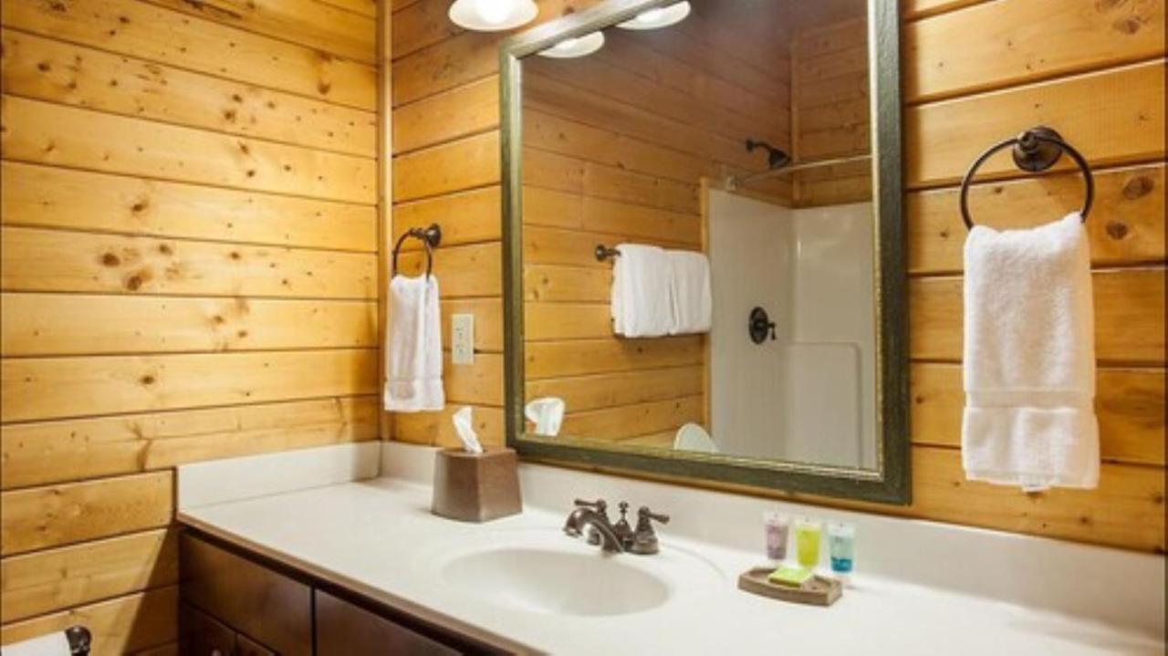 King Suite - Disability Access/Non-Smoking (8 Adults) at Bluegreen Vacations Shenandoah Crossing, an Ascend Collection Resort
