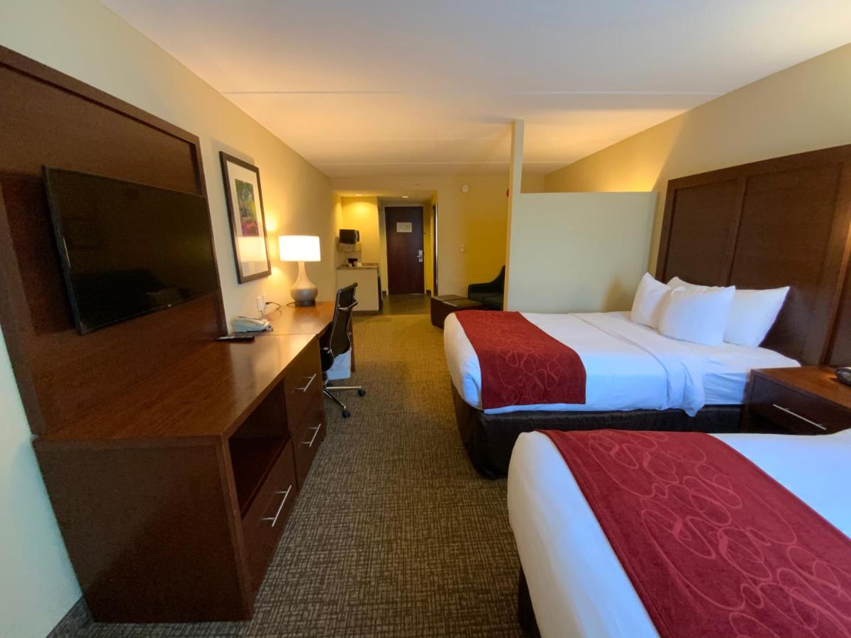 Double Suite with Two Double Beds - Non-Smoking at Comfort Suites Fredericksburg North