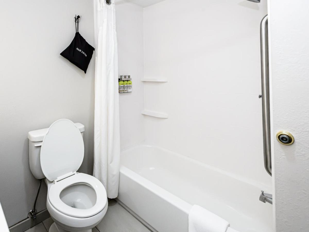 Room Selected at Check-In at Holiday Inn Express Hillsborough by IHG