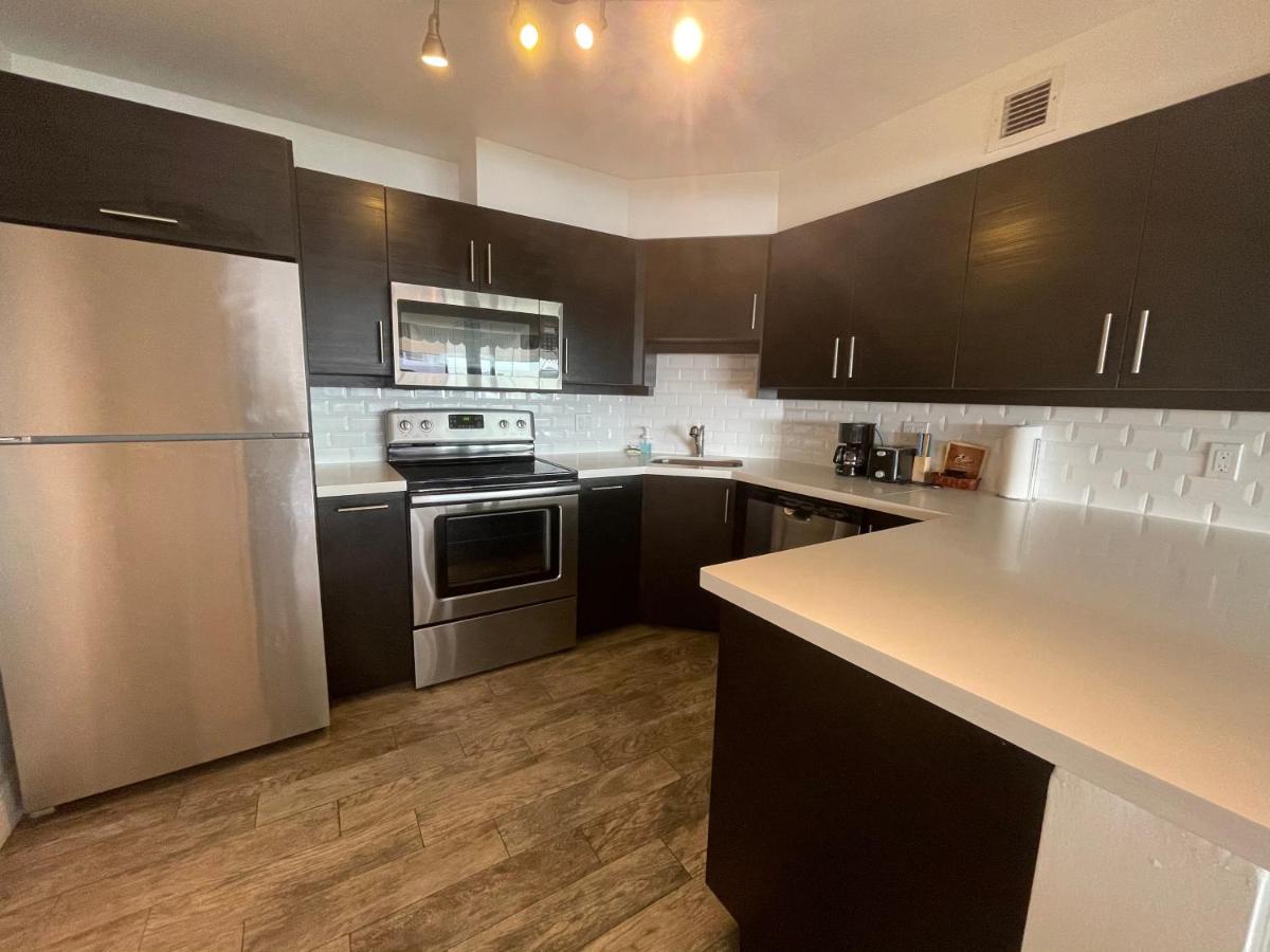 Apartment with Sea View at Alexander by Design Suites