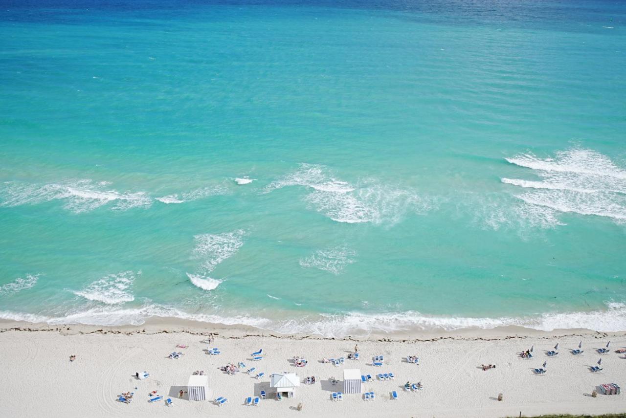 Two Bedroom Penthouse Suite with Balcony Ocean Front View 07 at Churchill Suites Monte Carlo Miami Beach