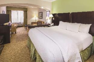 Room #45690513 at La Quinta Inn & Suites by Wyndham Dublin