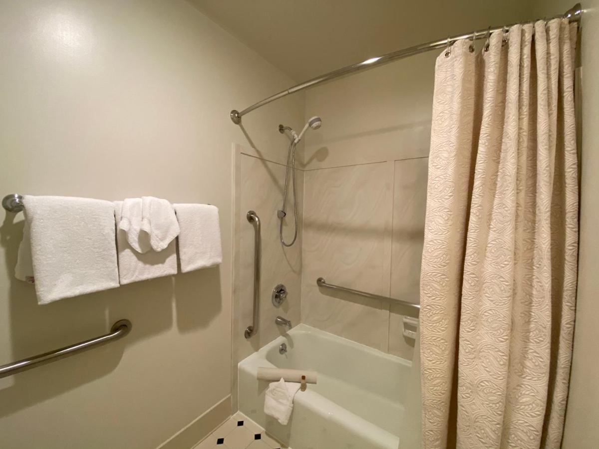 Double Room - Disability Access at Hotel Boulderado