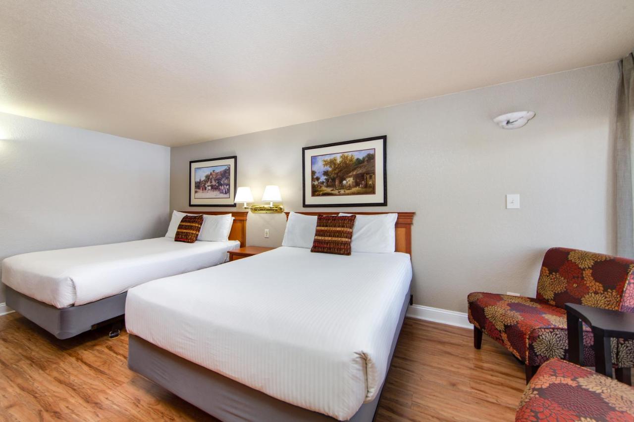Queen Room with Two Queen Beds at Stratford Inn