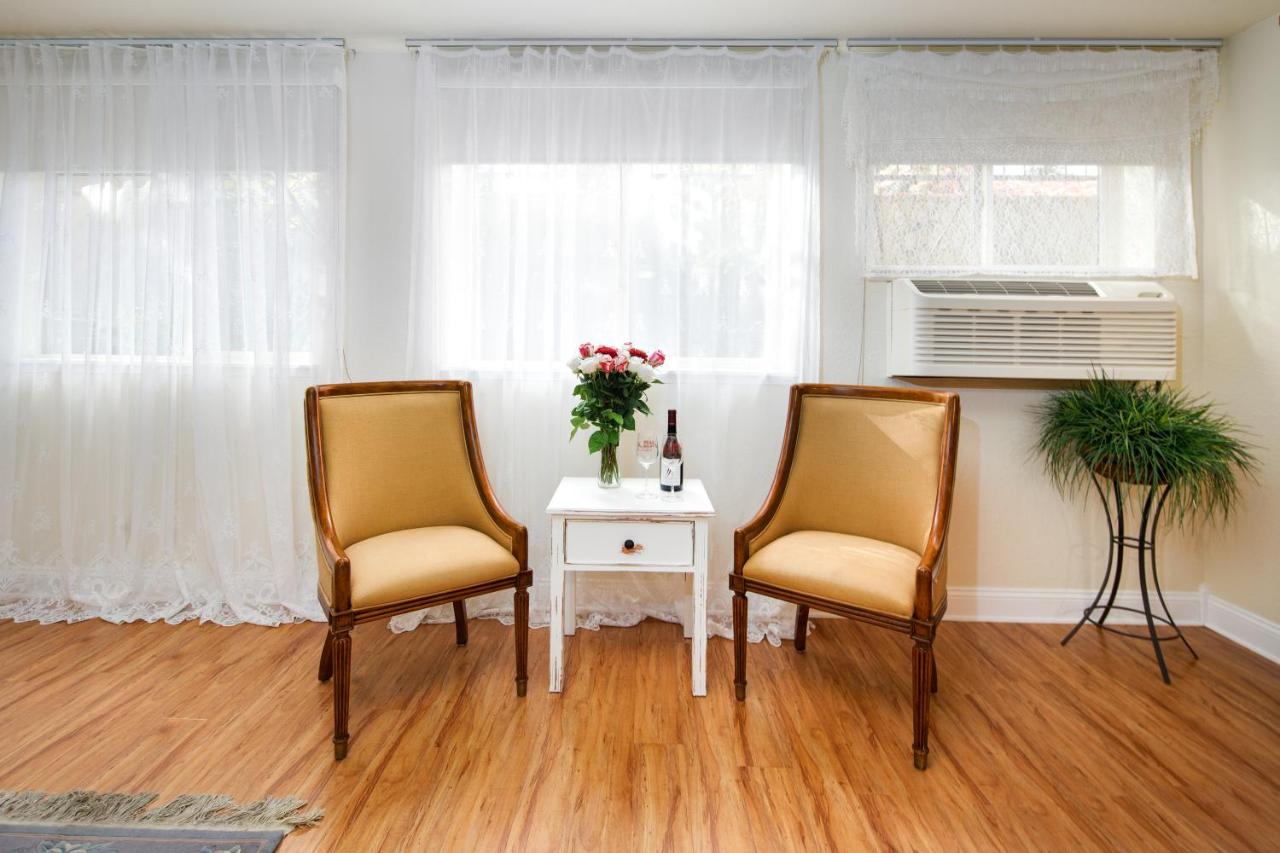 Studio at Stratford Inn