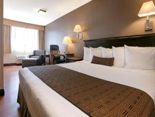 Room #5992736 at Aiden Los Angeles Downtown Dragon Gate Inn