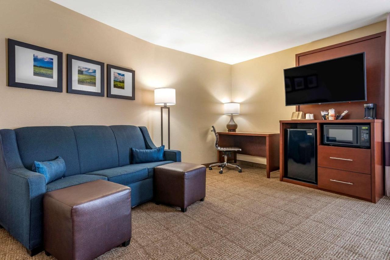 Suite with Two Queen Beds - Accessible/Non-Smoking at Comfort Suites Niceville Near Elgin Air Force Base
