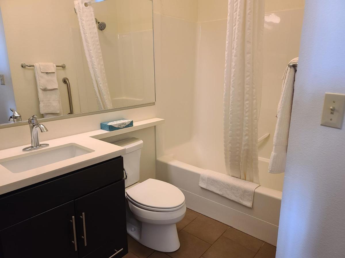 King Suite at Candlewood Suites Sidney, an IHG Hotel