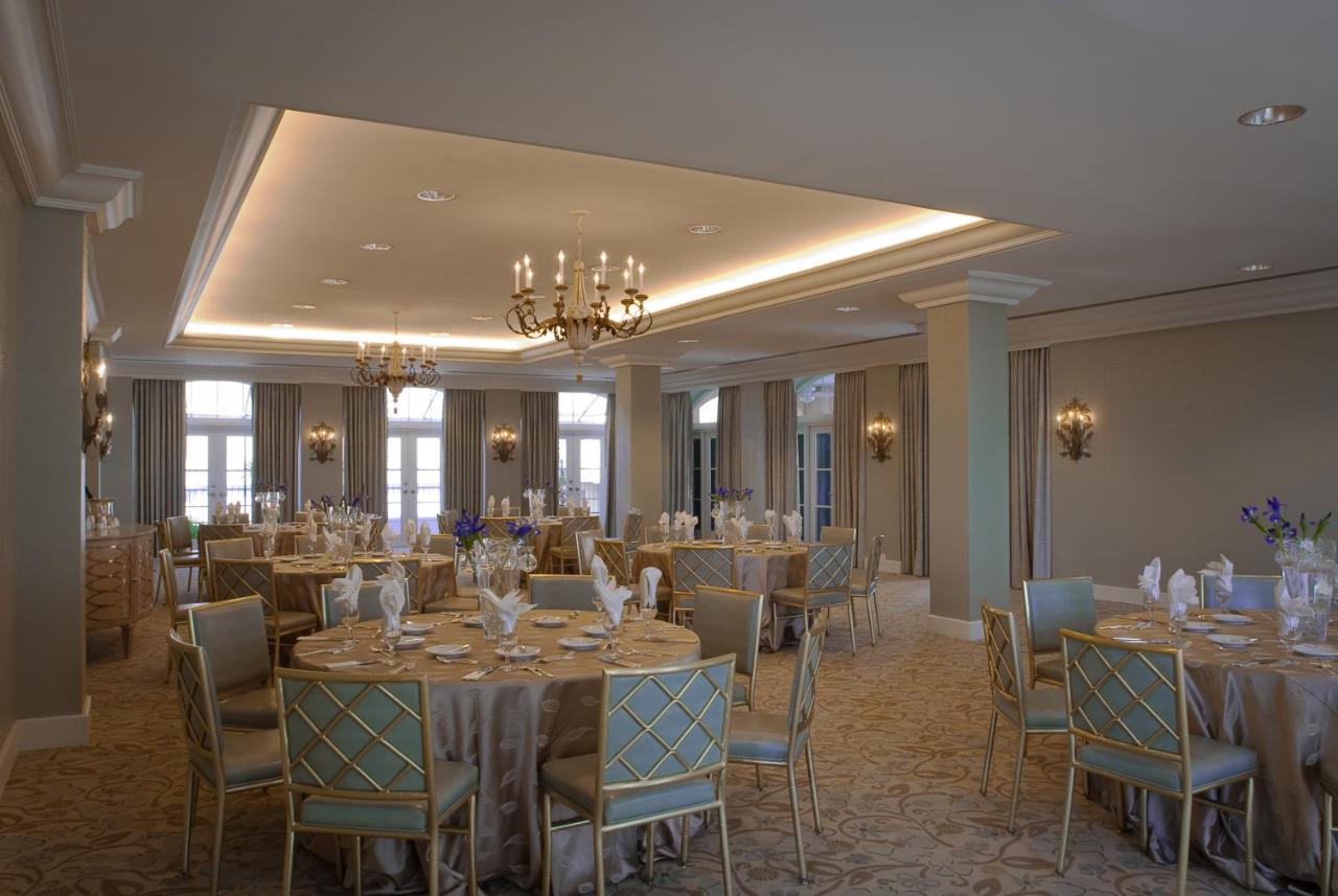 Traditional Double Room with Two Double Beds at Hotel Monteleone, New Orleans