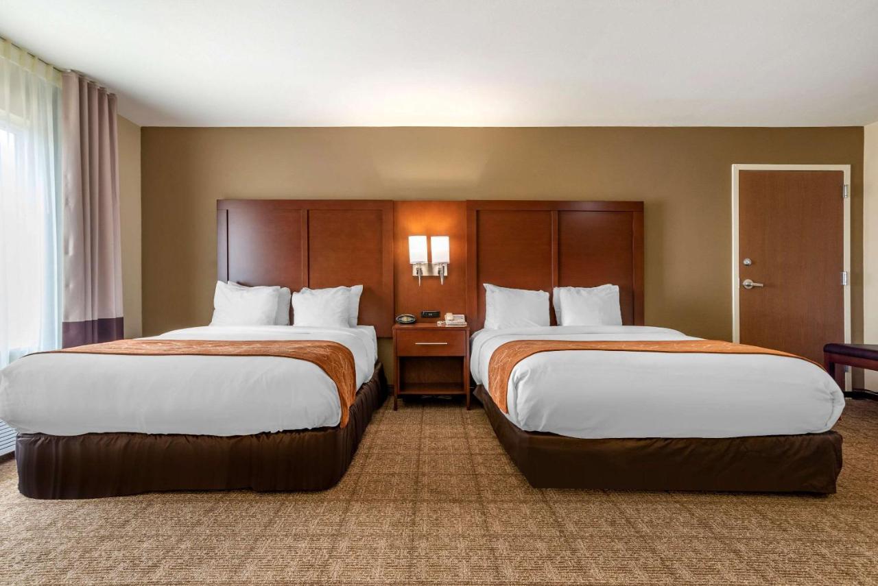 Suite with Two Queen Beds - Accessible/Non-Smoking at Comfort Suites Niceville Near Elgin Air Force Base