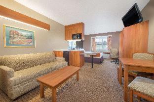 Room #91115715 at Microtel Inn & Suites by Wyndham Raton