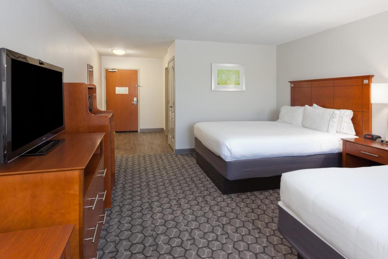 Queen Room with Two Queen Beds - Disability Access/Non-Smoking at Holiday Inn Express Hotel & Suites Phenix City - Columbus by IHG