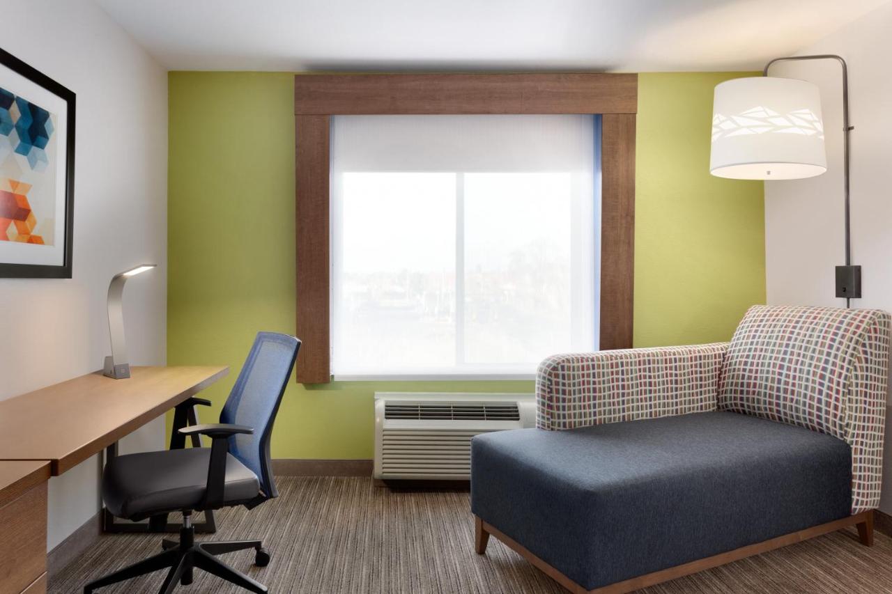 Executive King Room at Holiday Inn Express Hotel & Suites Merced by IHG