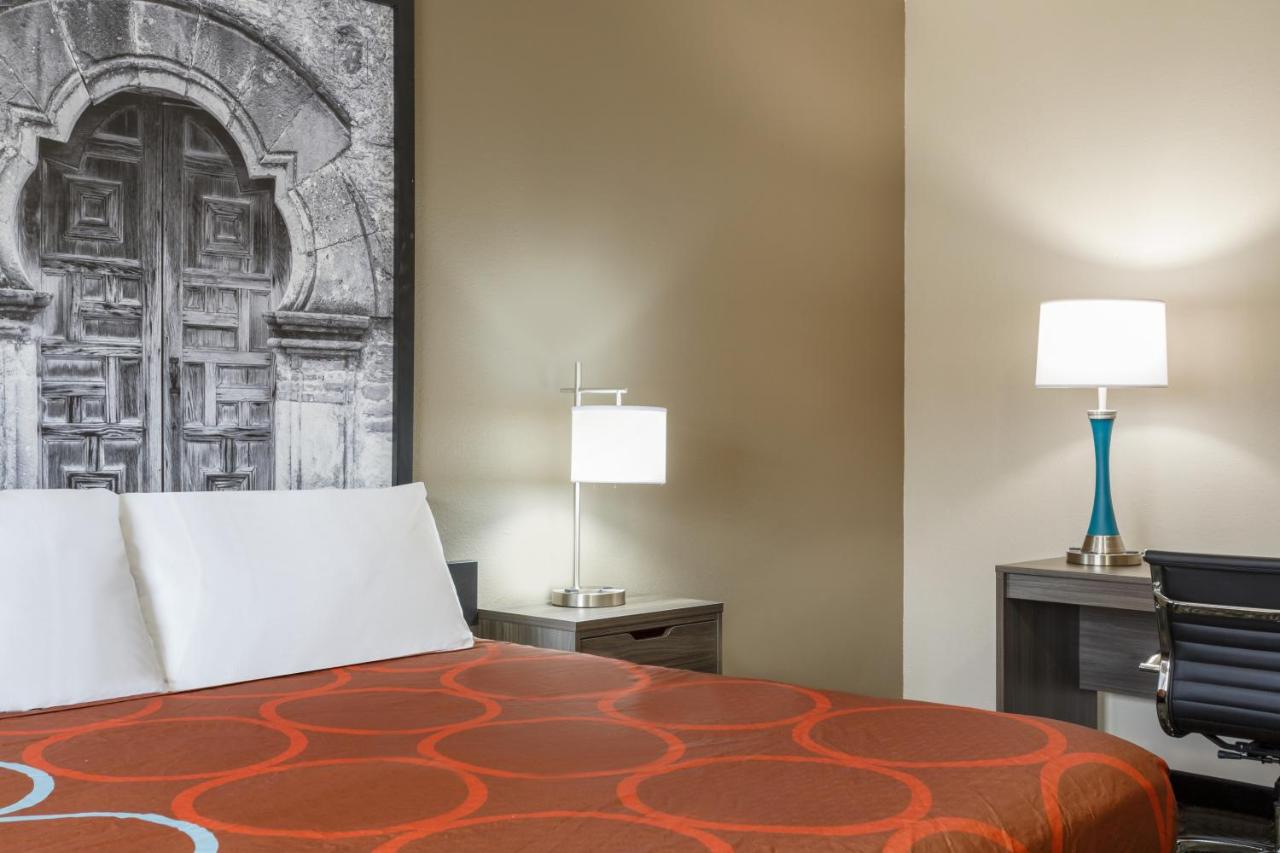 King Room - Non-Smoking at Super 8 by Wyndham San Antonio Airport North