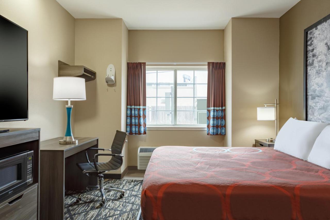 King Room - Non-Smoking at Super 8 by Wyndham San Antonio Airport North