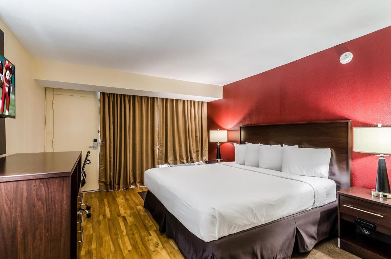 Premium King Room Smoke Free at Red Roof Inn PLUS+ Wichita East