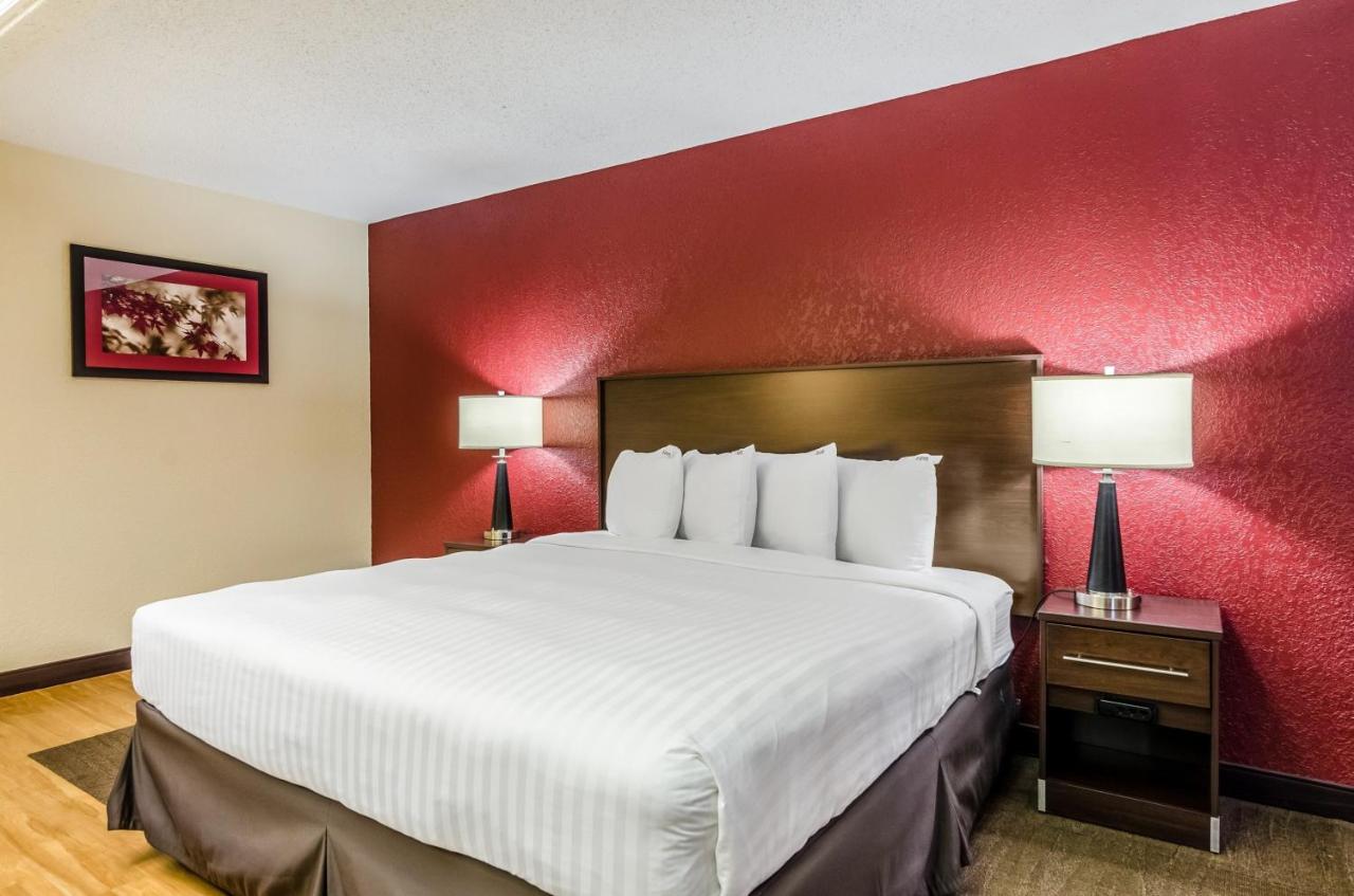 Deluxe King Room Smoke Free at Red Roof Inn PLUS+ Wichita East