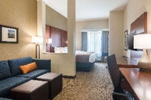 Room #230583608 at Comfort Suites Meridian and I-40