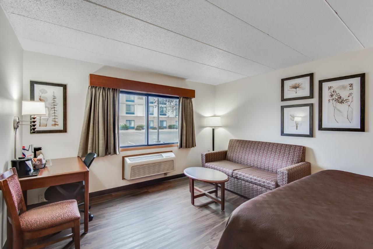King Suite - Non-Smoking at AmericInn by Wyndham Coon Rapids