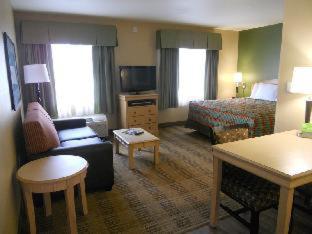Room #18457325 at Extended Stay America Suites Orlando Conv Ctr Universal Blvd