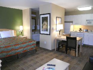Room #18457325 at Extended Stay America Suites Orlando Conv Ctr Universal Blvd