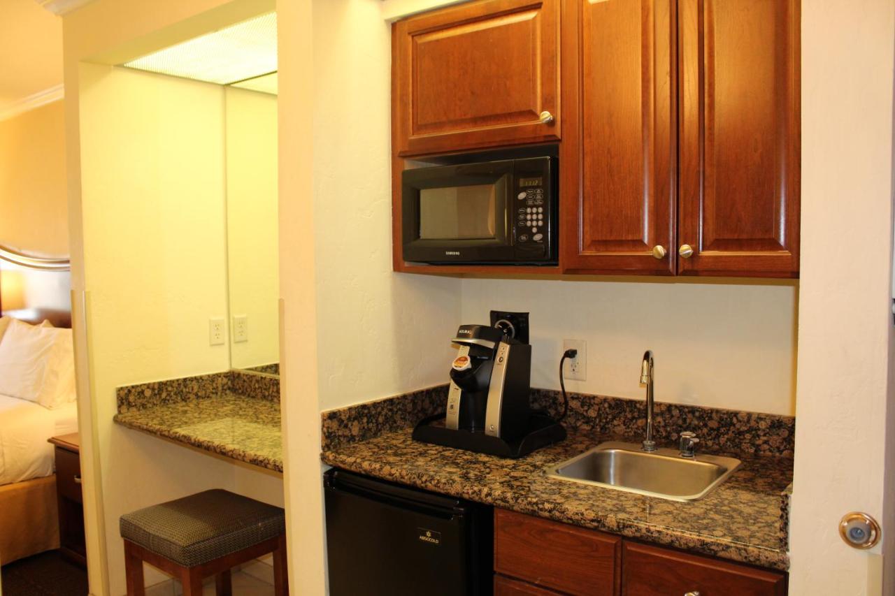 King Suite with Spa Bath at Holiday Inn Express & Suites Tucson Mall by IHG
