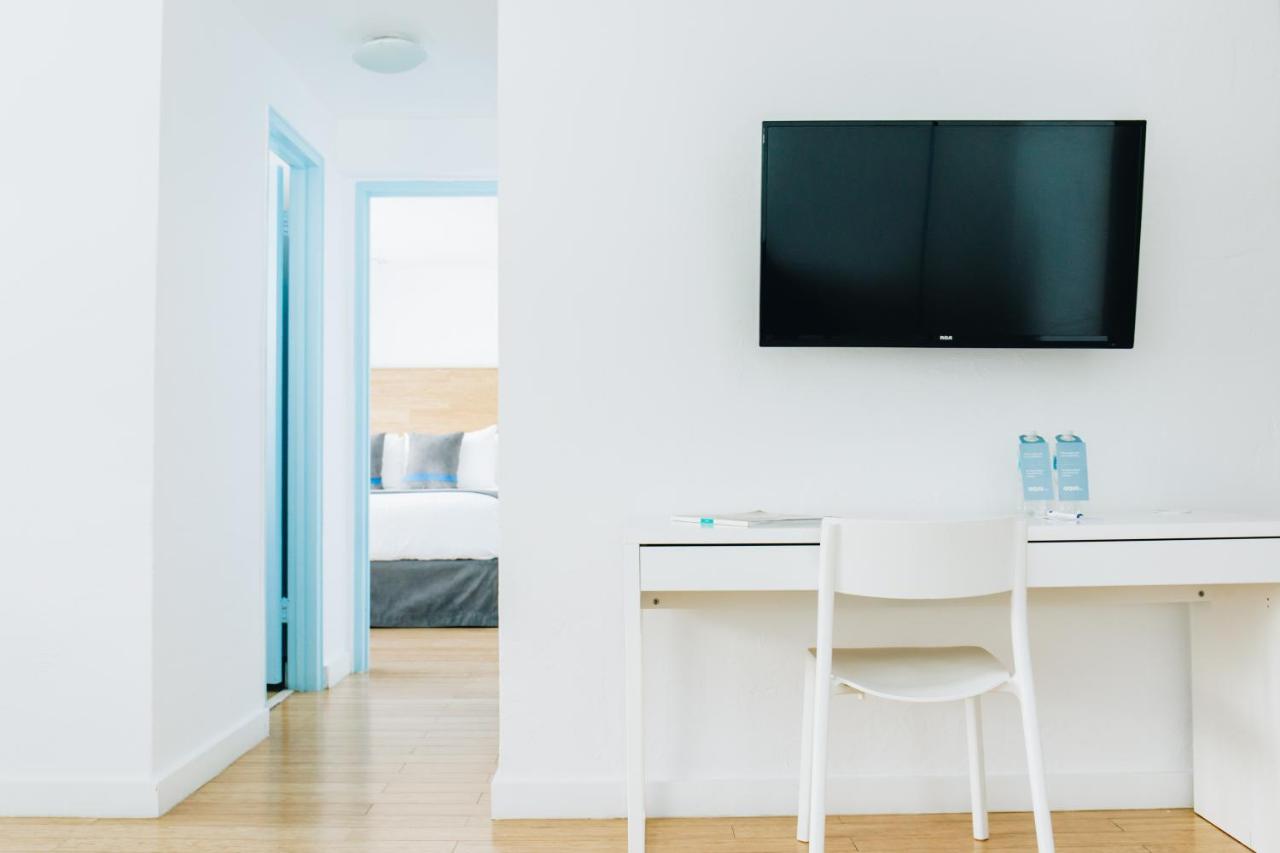 One Bedroom Suite King at Aqua Hotel & Suites