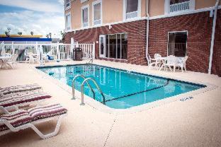 Room #48965210 at Sleep Inn & Suites Brunswick North