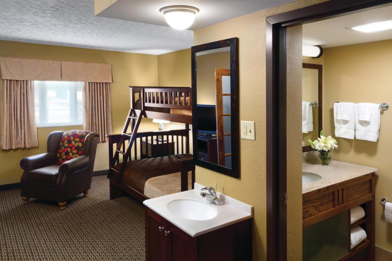 Family Junior Suite at Burr Oak Lodge & Conference Center