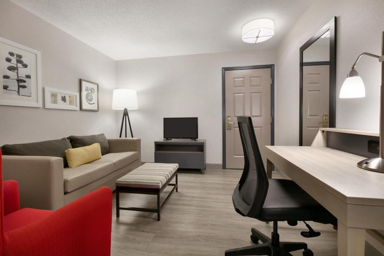 Two Queen Beds Suite with Sofa Bed at Country Inn & Suites by Radisson, London, KY