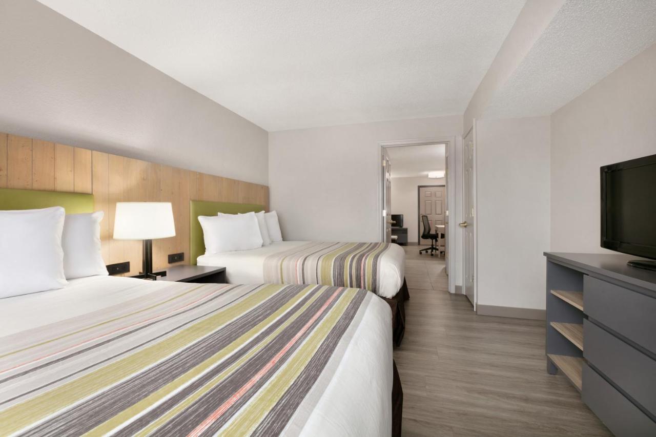 Two Queen Beds Suite with Sofa Bed at Country Inn & Suites by Radisson, London, KY