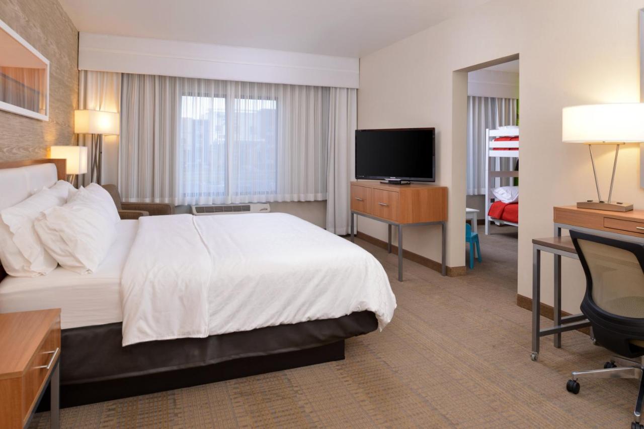 Kids King Suite - Non-Smoking at Holiday Inn Express & Suites Pocatello by IHG