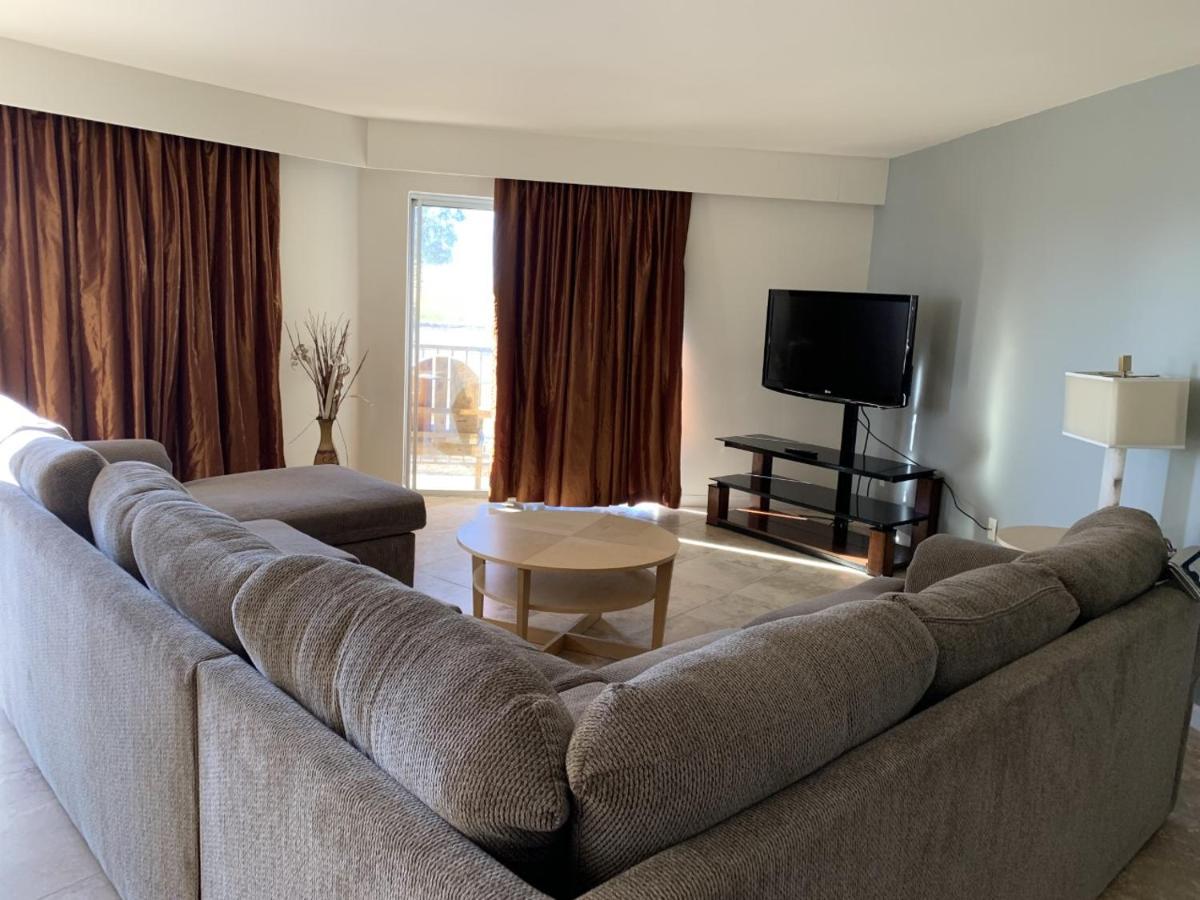 Two-Bedroom Suite with Two Queen Beds - Non-Smoking at Barbara Worth Country Club