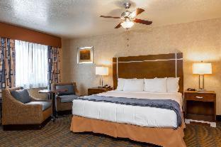Room #25830920 at Harbor House Inn Morro Bay