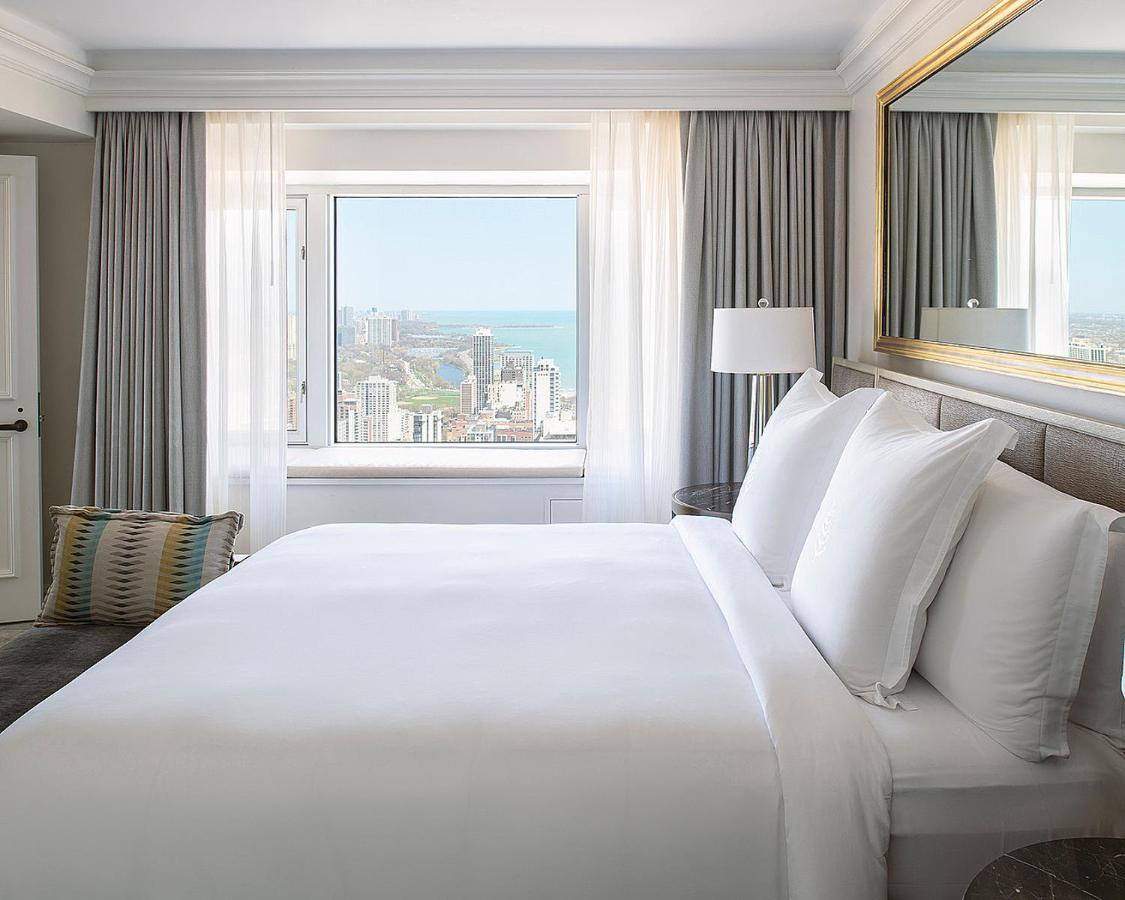 Premier Suite King at Four Seasons Hotel Chicago