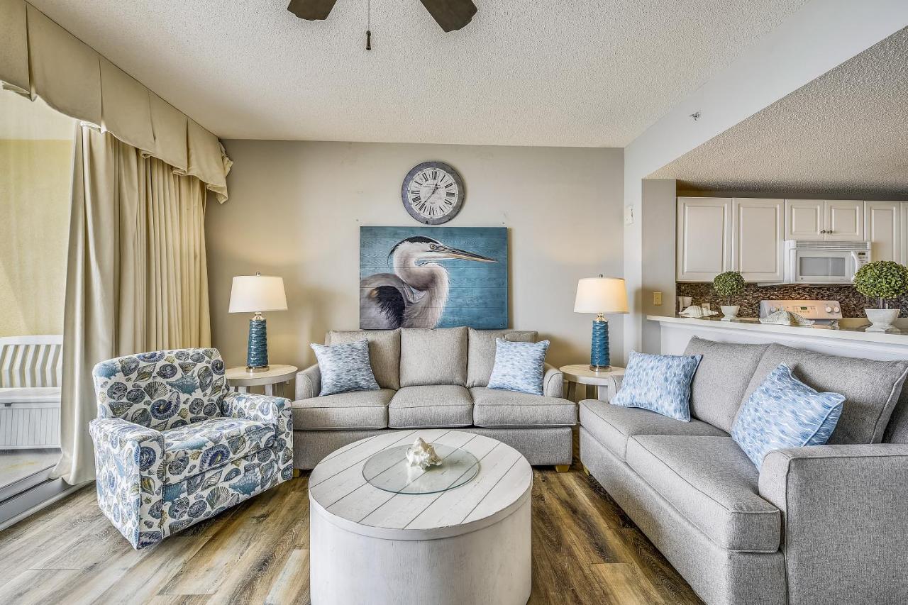 Two-Bedroom Apartment at Majestic Beach Resort by Royal American Beach Getaways