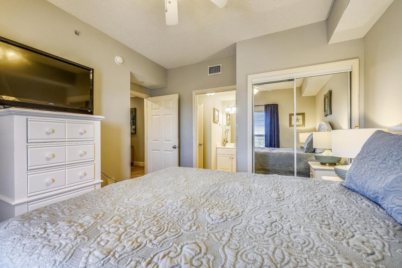 Two-Bedroom Apartment at Majestic Beach Resort by Royal American Beach Getaways