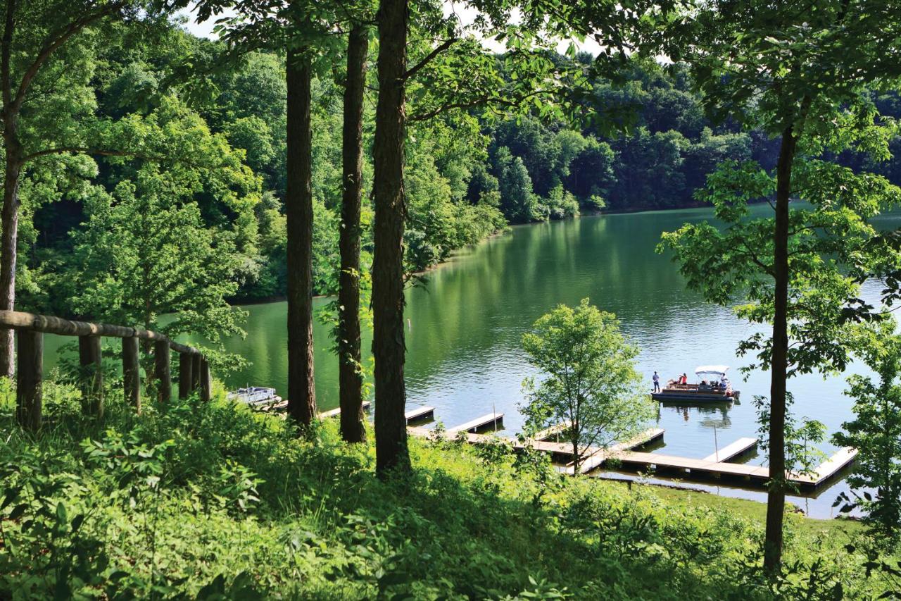 Burr Oak Lodge & Conference Center