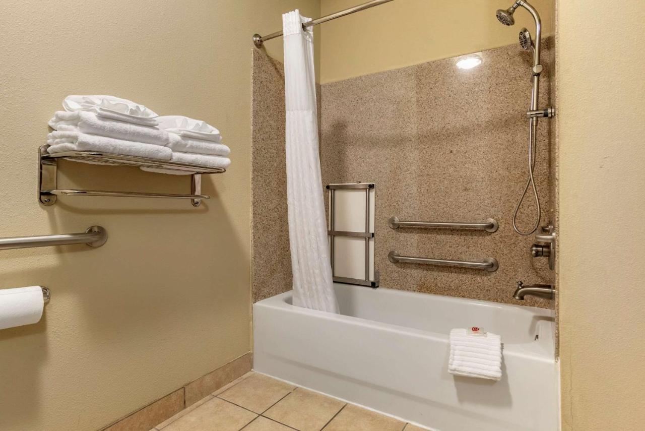 Double Suite with Two Double Beds - Accessible/Non-Smoking at Comfort Suites Airport South