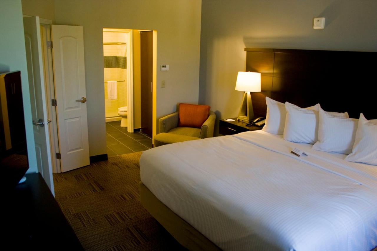 One-Bedroom Suite with King Bed at Staybridge Suites Toledo - Rossford - Perrysburg, an IHG Hotel