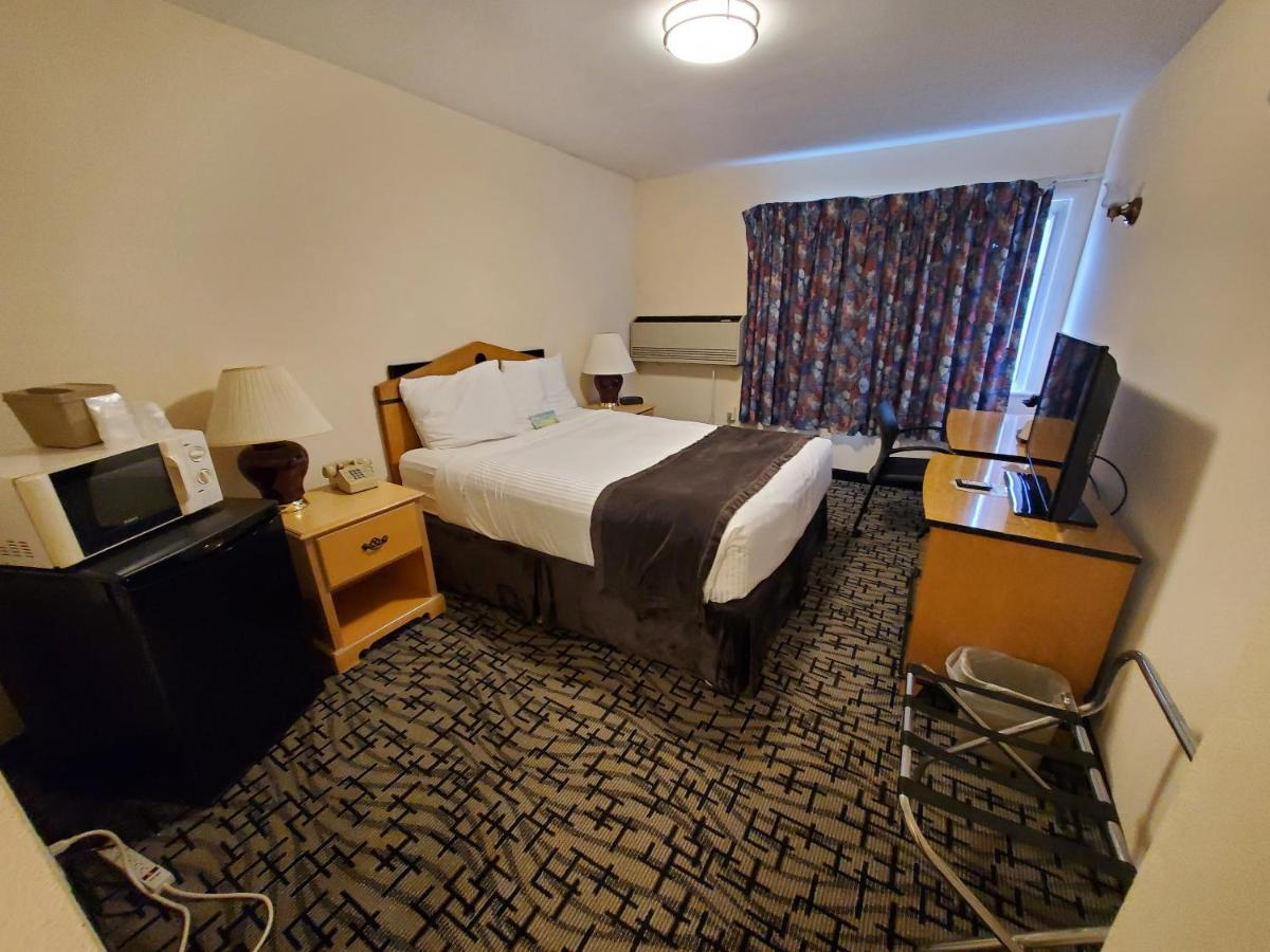 | Groton Inn and Suites