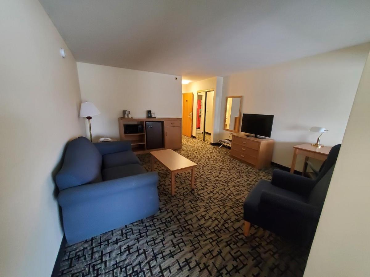 | Groton Inn and Suites
