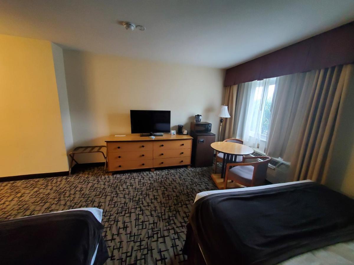| Groton Inn and Suites